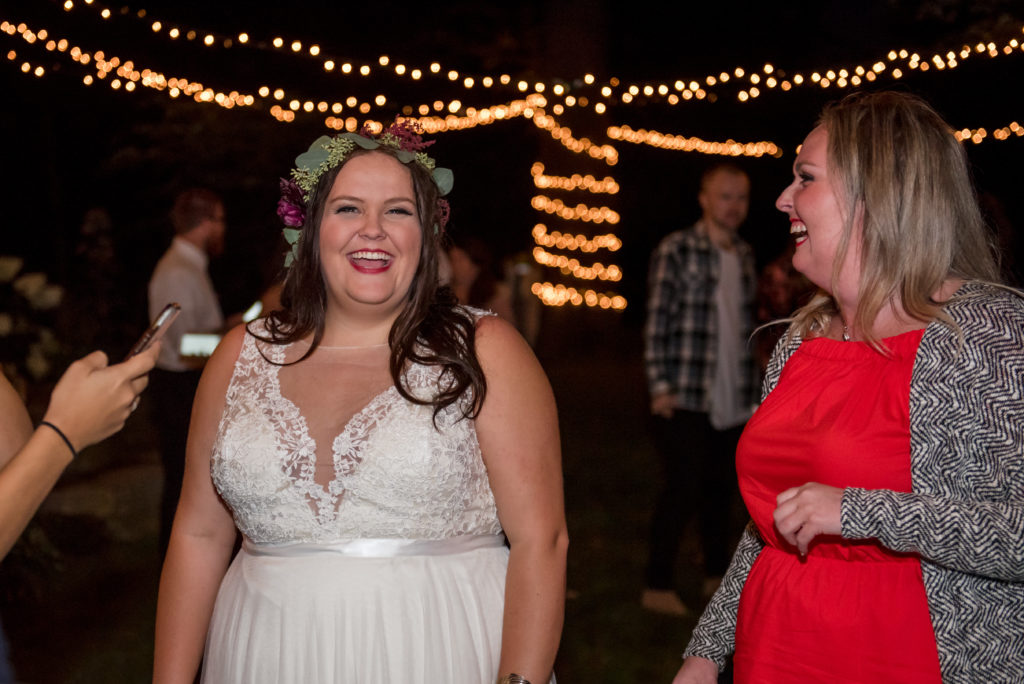 Jesse & Paige McEachran Homestead Winery outdoor wedding dessert reception by Tina Captures Photography